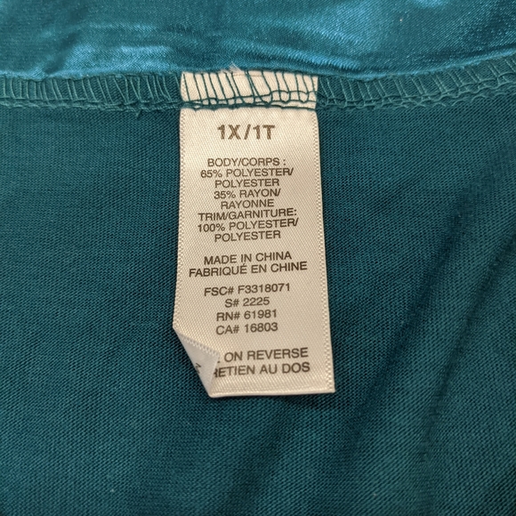 3/$15 NWOT Teal Jewel-tone Satin Tie Drapey Tunic with Jewel Buttons 1X - Picture 7 of 7